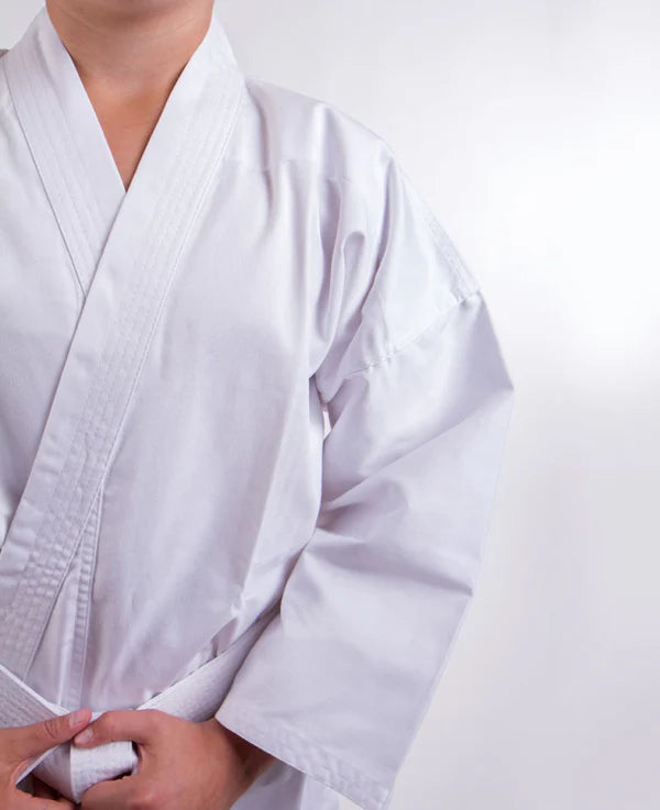 Uniforme de estudiante blanco ligero Hayashi HEIAN - 7 oz SPE aprobado por la WKF