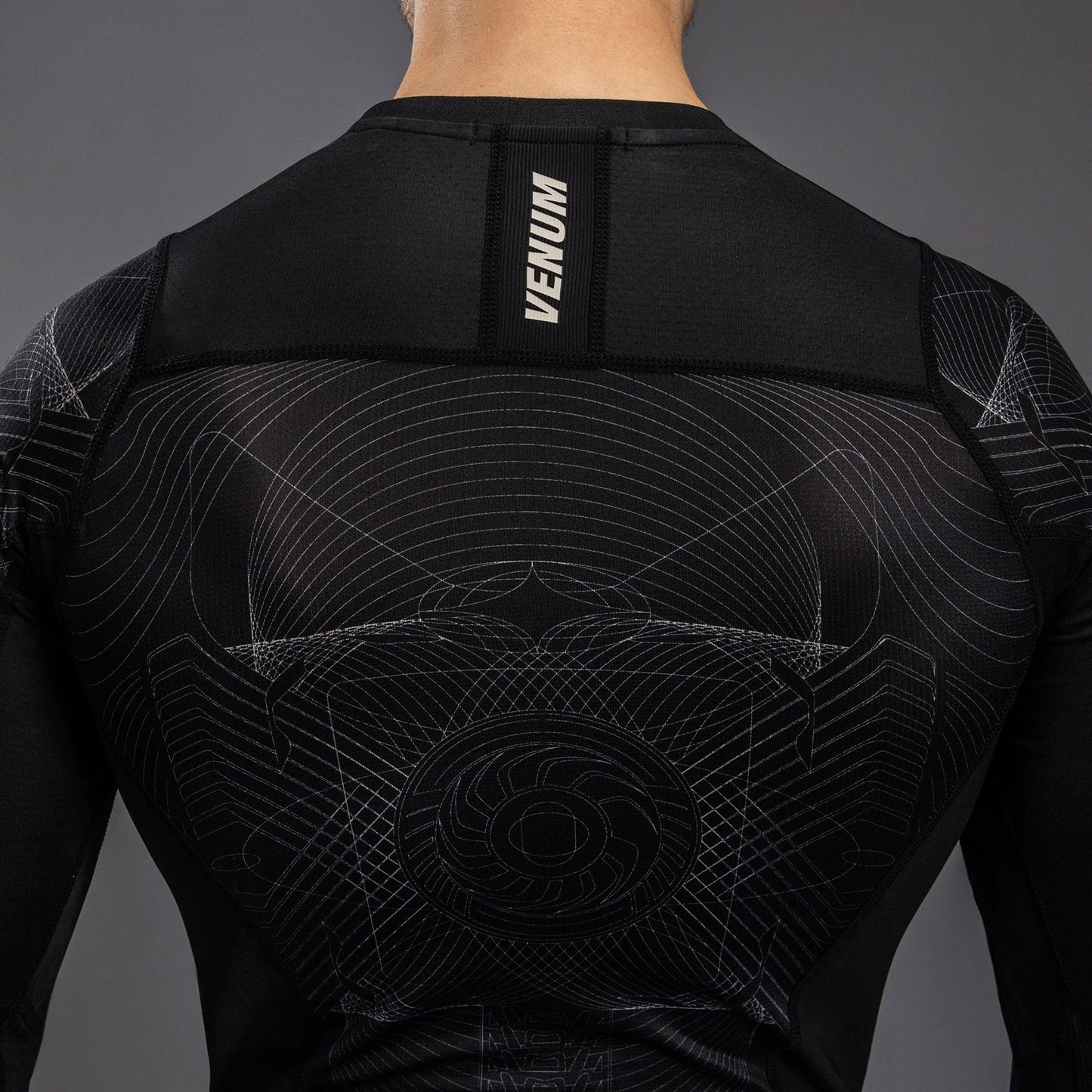 Camiseta de manga larga para hombre - Negro intenso/Arena desértica Venum G-Fit Air