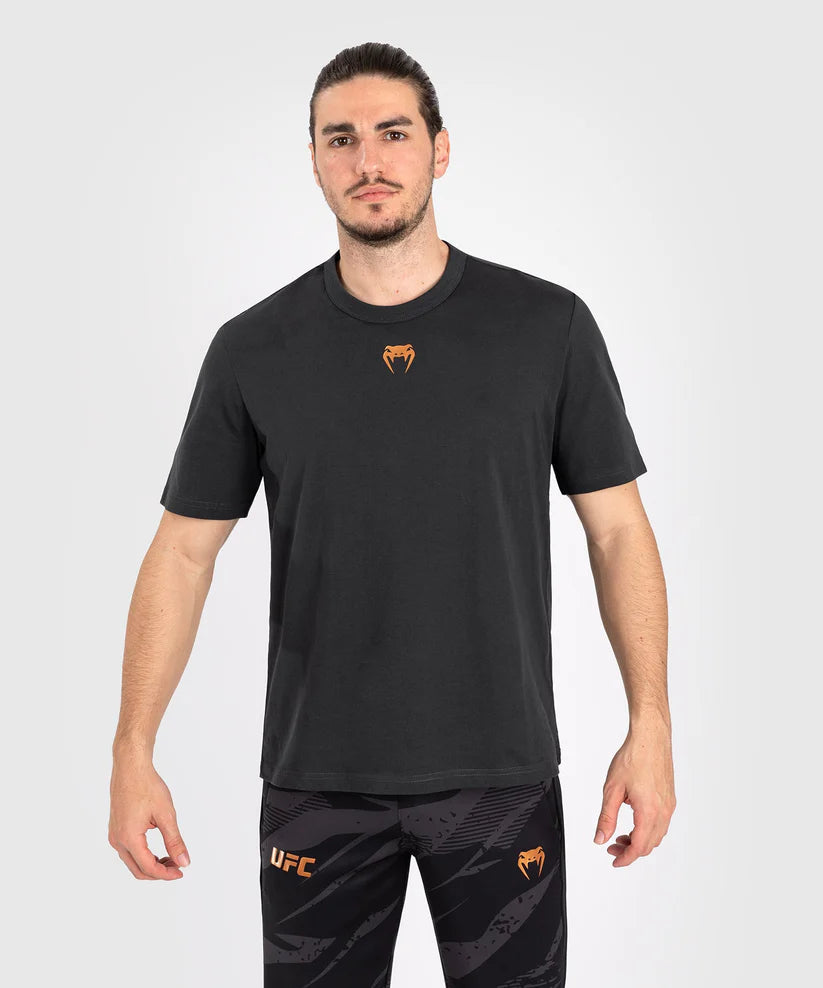 UFC Adrenaline By Venum Fight Week Camiseta de Manga Corta para Hombre - Gris Antracita