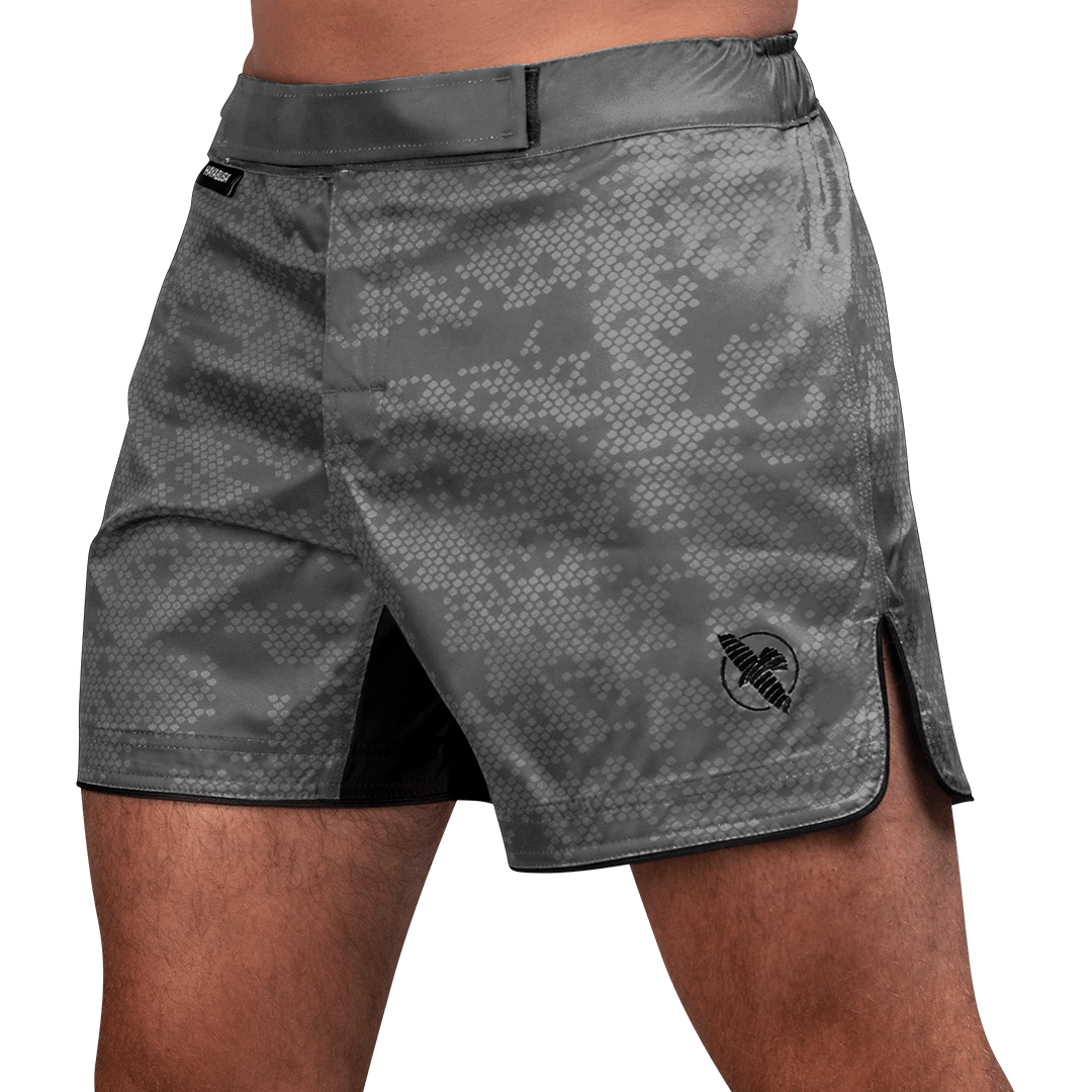 Pantalones cortos de MMA hasta la mitad del muslo Hayabusa Hex