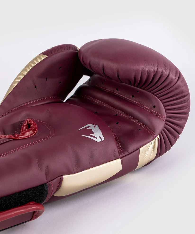 Guantes de boxeo Venum Elite, color burdeos y dorado