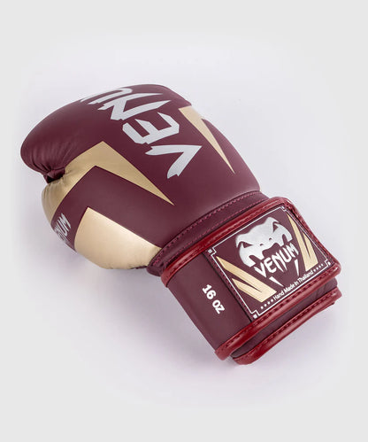 Guantes de boxeo Venum Elite, color burdeos y dorado