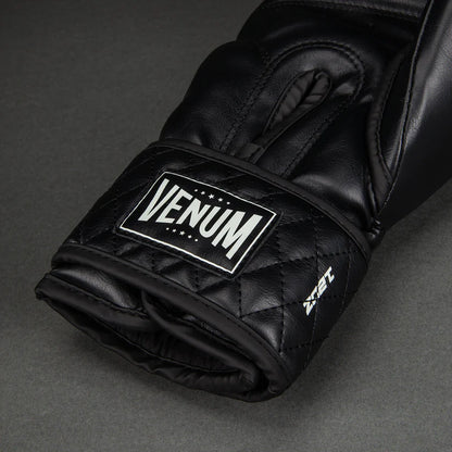 Venum Impact Classic