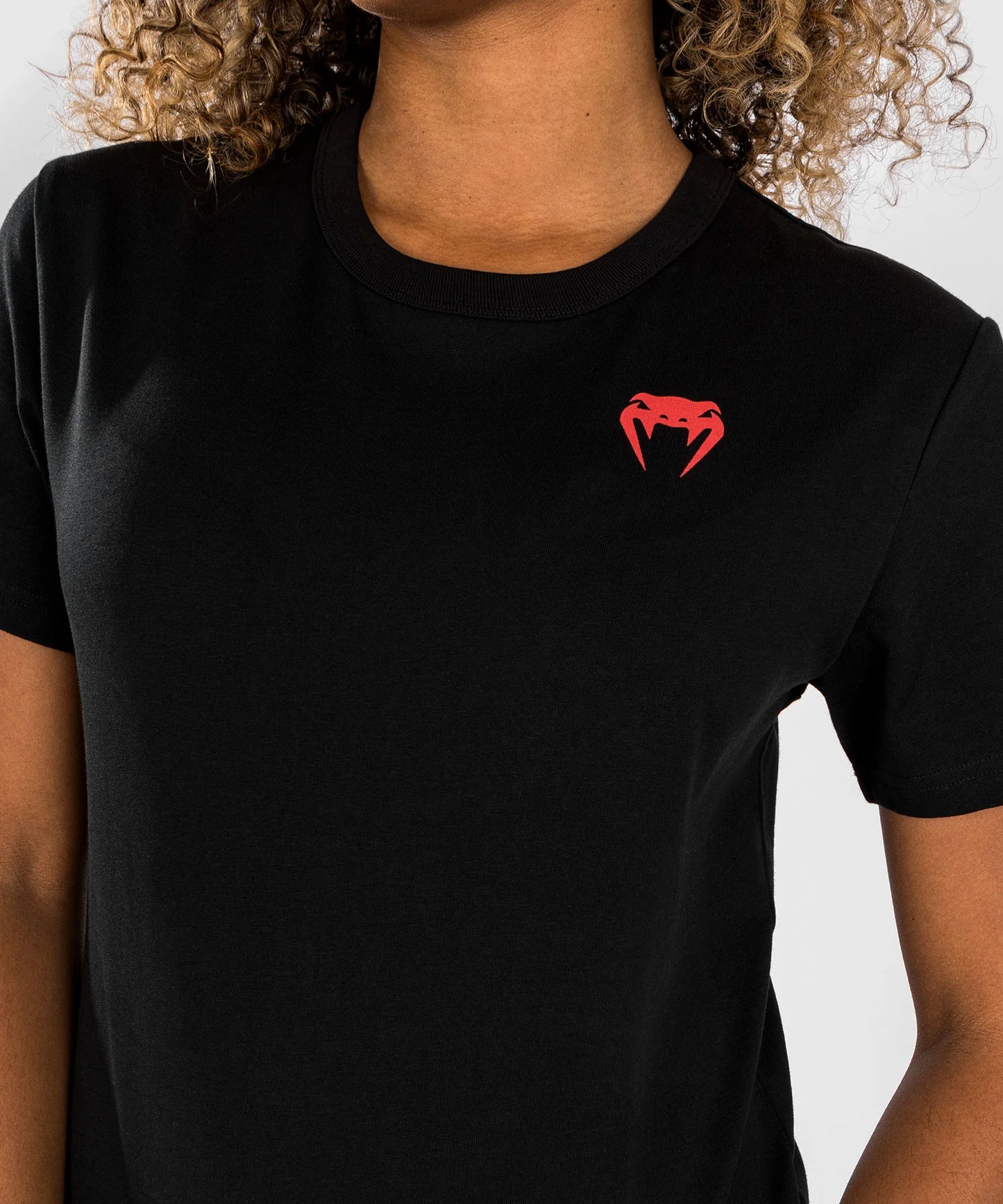 Camiseta para mujer Venum x Dodge Banshee - Negra