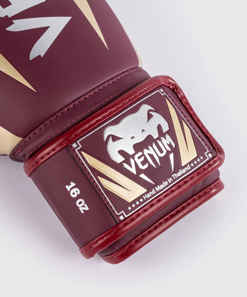 Guantes de boxeo Venum Elite, color burdeos y dorado