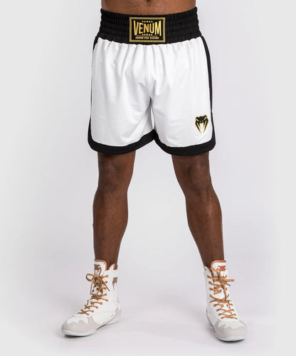 Pantalones cortos de boxeo Venum Classic, color blanco y negro