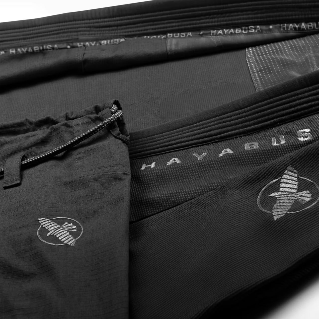 Gi de Jiu-Jitsu ultraligero Hayabusa Core para mujer - PROXIMAMENTE