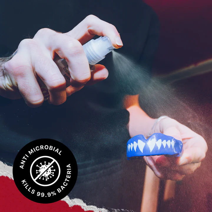 Spray desinfectante para protectores bucales SAFEJAWZ.