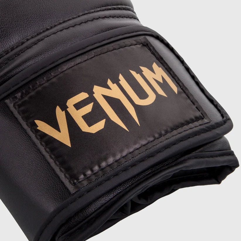 Guantes de boxeo Venum Contender- Negro/Dorado